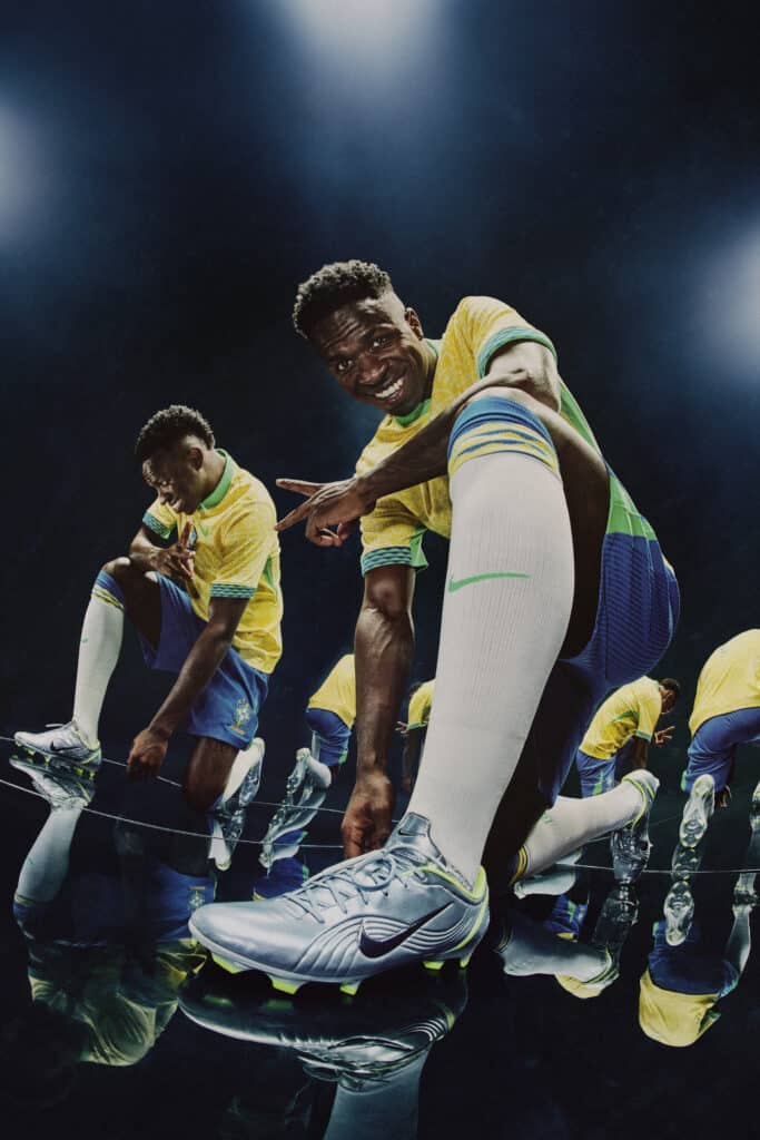 NIKE - MERCURIAL