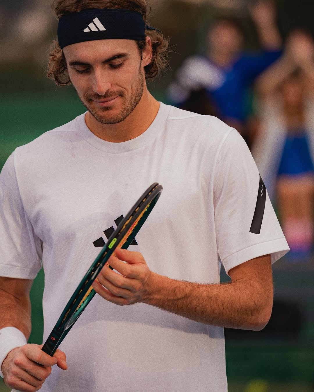 ADIDAS - Stéfanos Tsitsipás. WE ALL NEED SOMEONE TO MAKE US BELIEVE